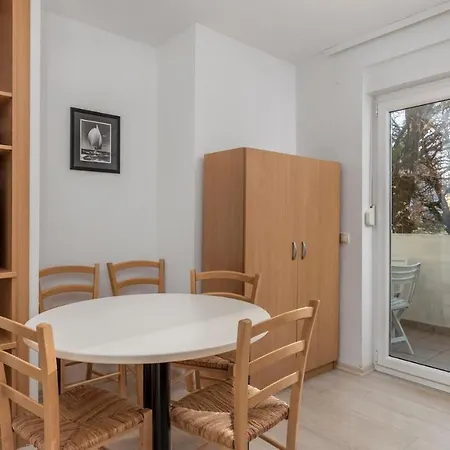 Rona Volta Apartment