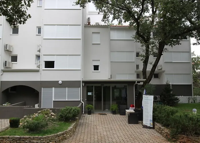 Rona Volta Apartment