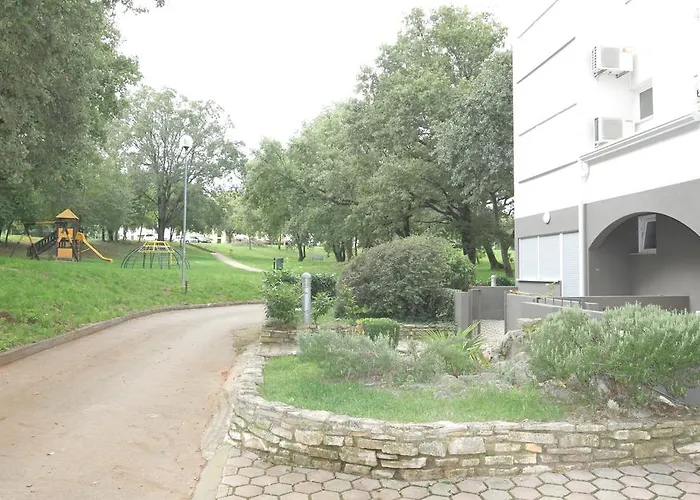 Apartment Rona Volta *